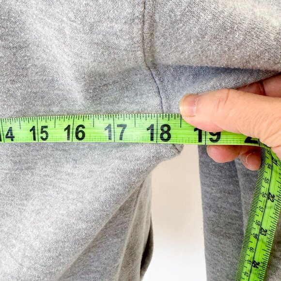 UBC SWEATER HOODIE *FLAW SHOWN - Picture 6 of 8